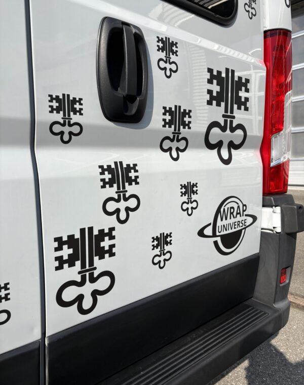 sticker sticker